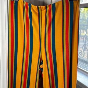 Multi-colored stretch pants.